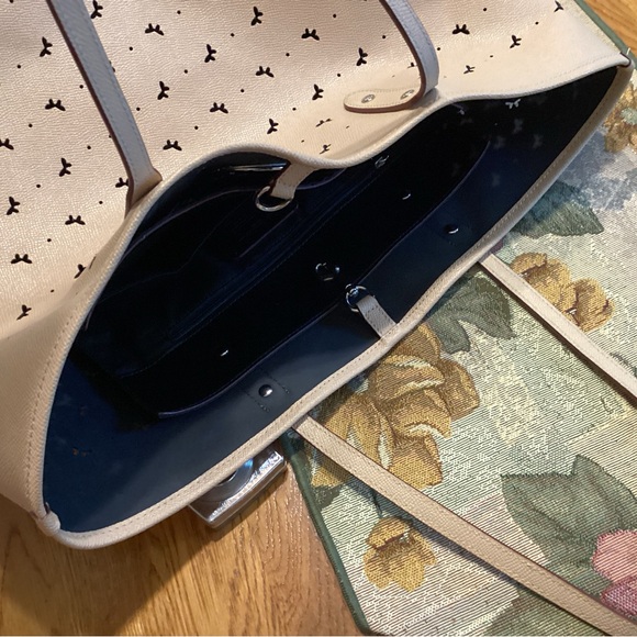 Coach butterfly beechwood beige tote bag - Picture 15 of 16